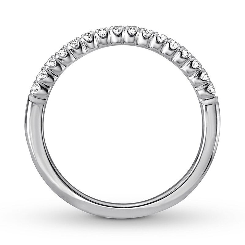 Main Image 2 of Previously Owned Diamond Wedding Band 1/6 ct tw Round 14K White Gold