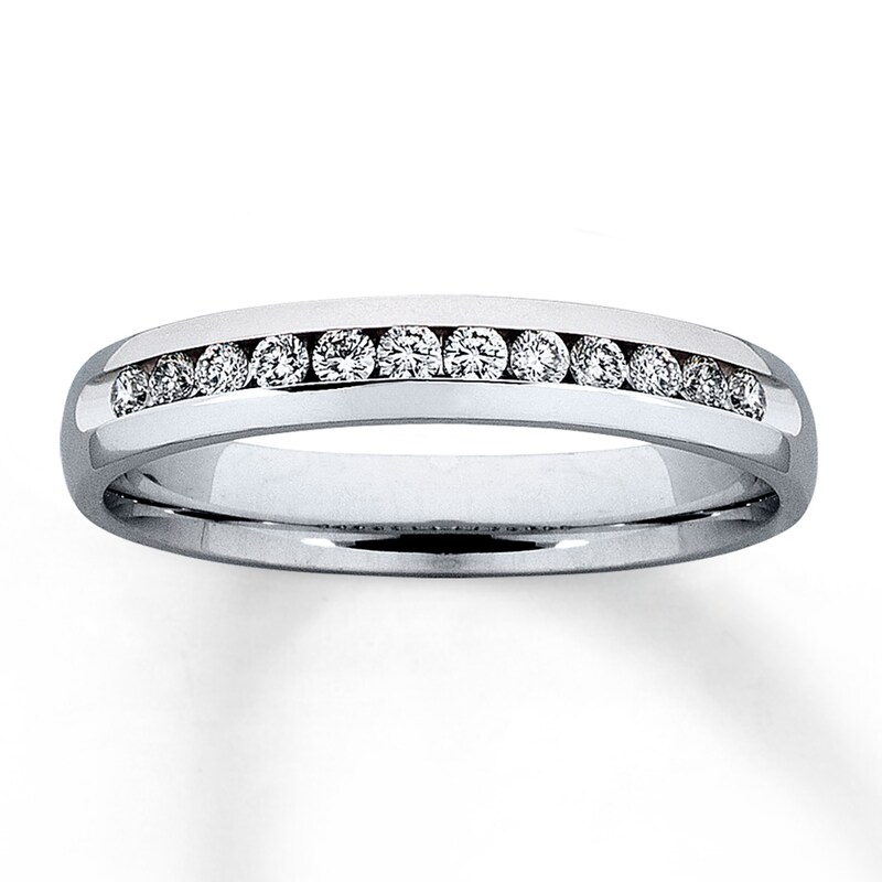 Main Image 1 of Previously Owned Diamond Anniversary Ring 1/4 ct tw Round-cut 14K White Gold