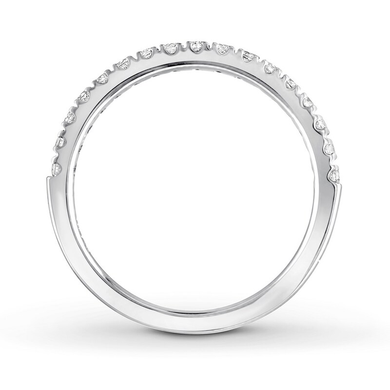 Main Image 2 of Previously Owned Diamond Anniversary Band 1/4 ct tw Round-cut Platinum