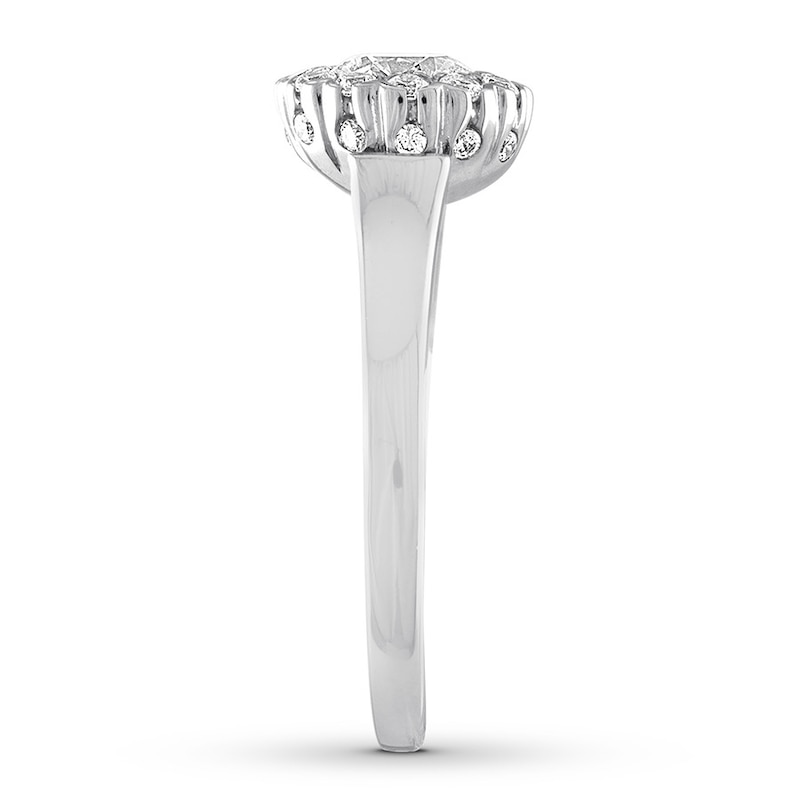 Main Image 3 of Previously Owned Diamond Engagement Ring 1 ct tw Round-cut 14K White Gold
