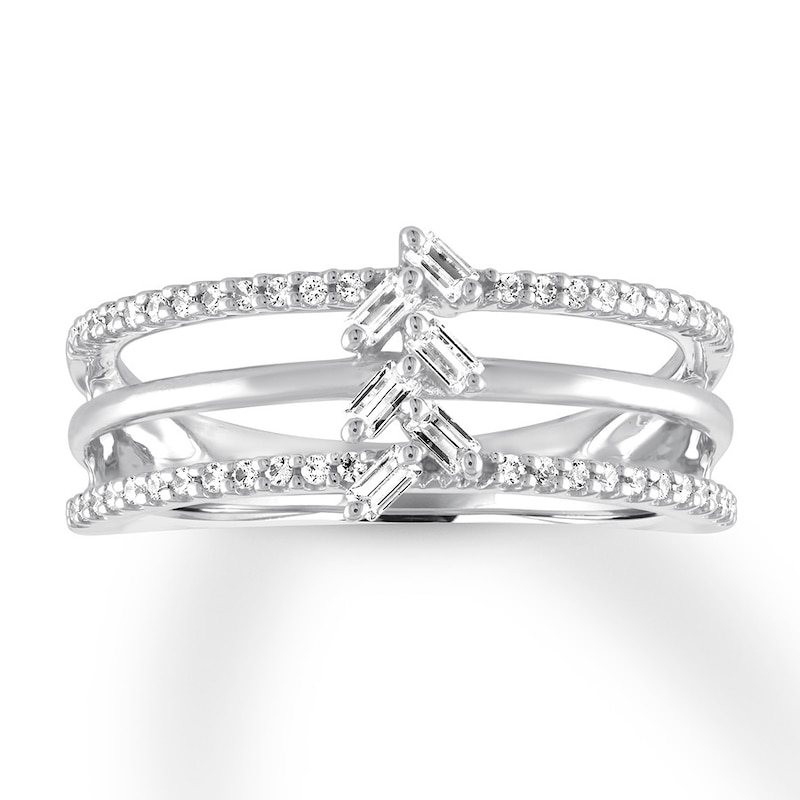 Main Image 1 of Previously Owned Diamond Ring 1/3 carat tw Baguette/Round 10K White Gold/Rhodium