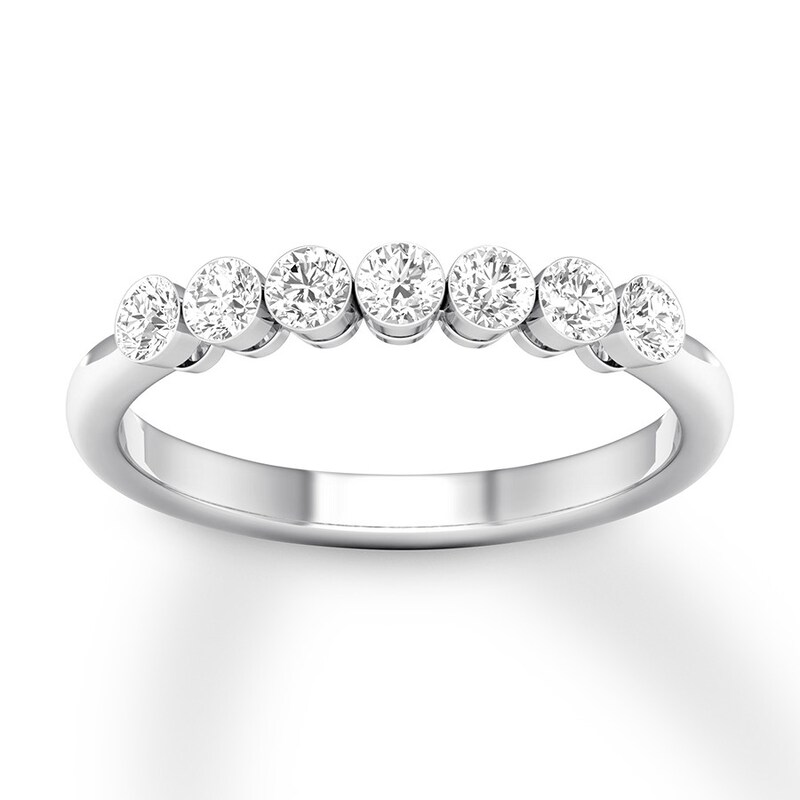 Main Image 1 of Previously Owned Diamond Anniversary Band 1/2 ct tw Round 14K White Gold