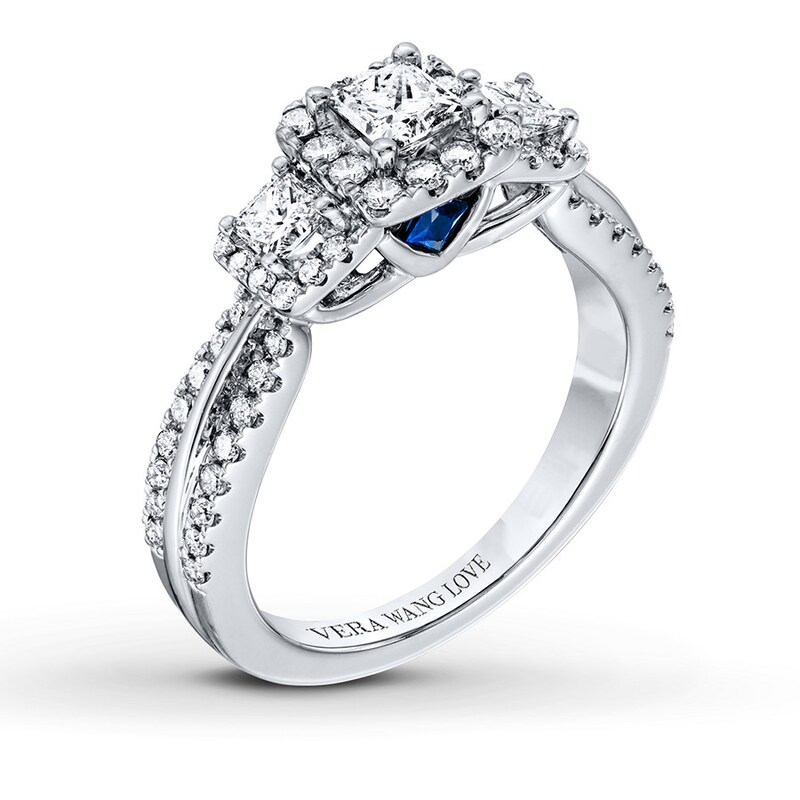 Main Image 3 of Previously Owned Vera Wang LOVE 1 Carat tw Diamonds 14K White Gold Ring