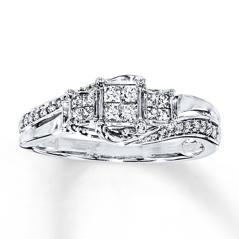 Main Image 1 of Previously Owned Diamond Engagement Ring 1/3 ct tw Princess/Round 14K White Gold