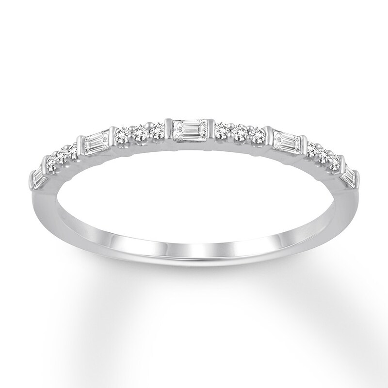 Main Image 1 of Previously Owned Diamond Anniversary Ring 1/6 ct tw Round/Baguette 14K White Gold