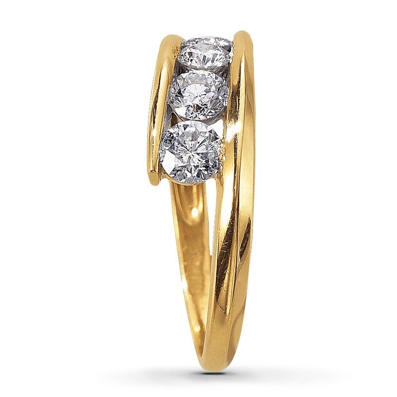 Main Image 3 of Previously Owned Diamond Anniversary Band 1 Carat tw 14K Yellow Gold