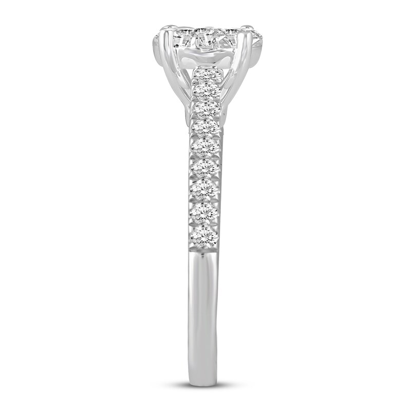 Main Image 2 of Previously Owned Diamond Engagement Ring 3/4 ct tw Round 14K White Gold