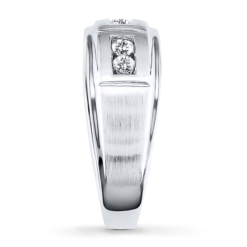 Main Image 3 of Previously Owned Diamond Men's Band 1/2 ct tw Round-cut 14K White Gold