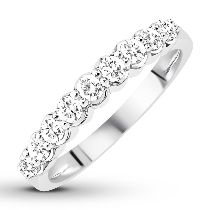 Main Image 4 of Previously Owned Diamond Anniversary Ring 1/2 carat tw Round 14K White Gold