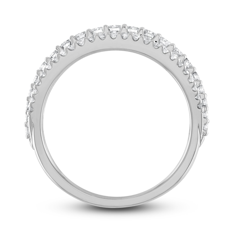 Main Image 3 of Previously Owned Diamond Ring 1/2 ct tw Round 10K White Gold