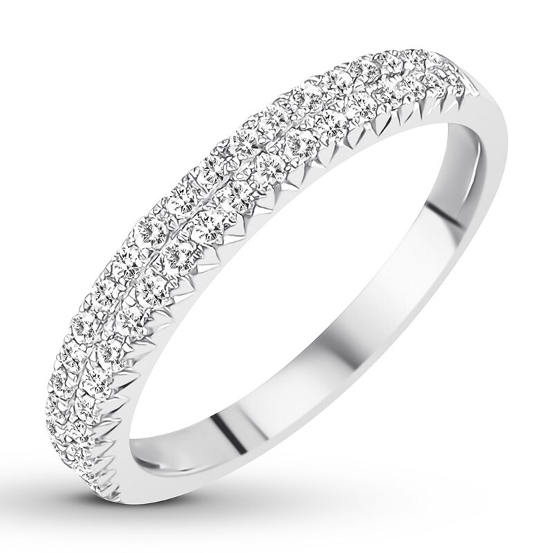 Main Image 4 of Previously Owned Diamond Anniversary Ring 3/8 carat tw Round 14K White Gold