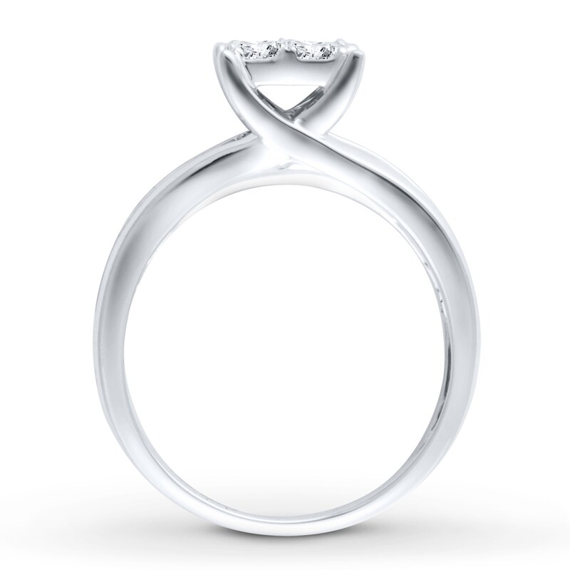Main Image 3 of Previously Owned Diamond Engagement Ring 1-1/2 ct tw Princess-cut 14K White Gold