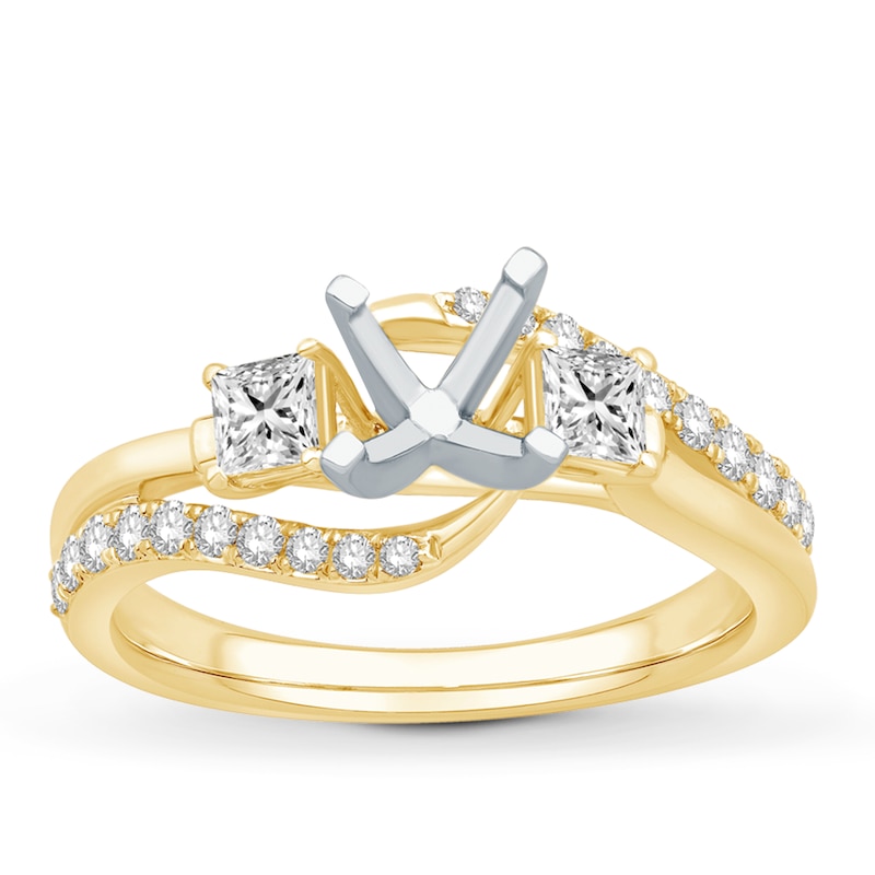 Main Image 1 of Previously Owned Diamond Engagement Ring Setting 5/8 ct tw Round 14K Yellow Gold