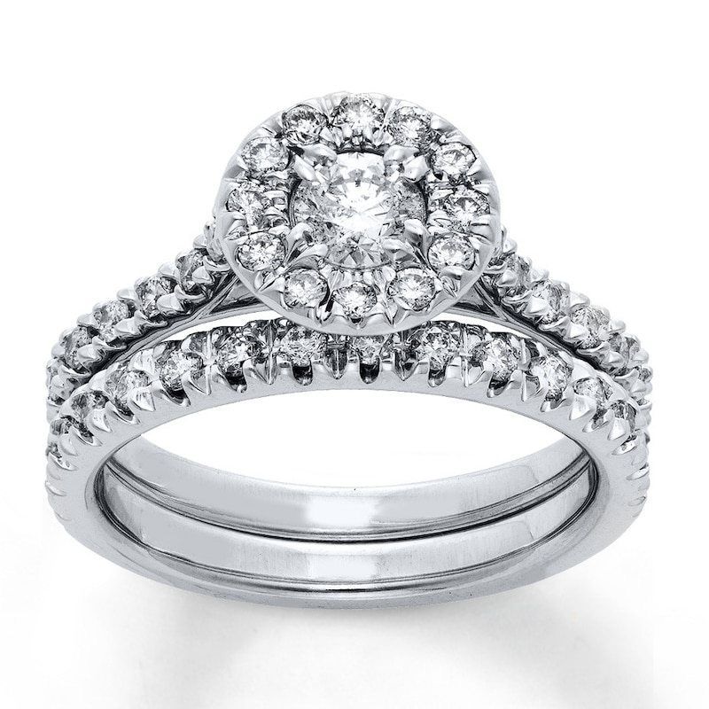 Main Image 1 of Previously Owned Diamond Bridal Set 5/8 ct tw Round-cut 14K White Gold