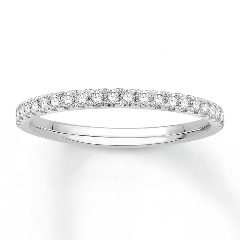Main Image 1 of Previously Owned Colorless Diamond Anniversary Band 1/4 ct tw 14K White Gold