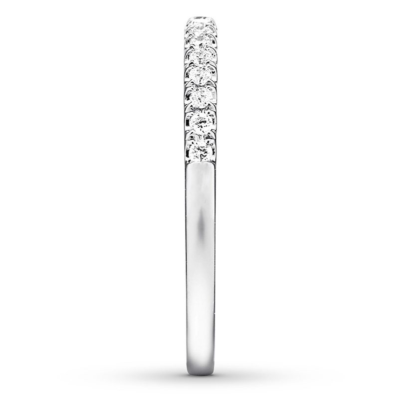 Main Image 3 of Previously Owned Diamond Wedding Band 1/10 ct tw Round-cut 14K White Gold