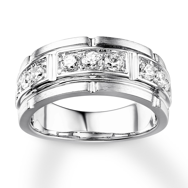 Main Image 1 of Previously Owned Men's Diamond Ring 1 carat tw Round 14K White Gold