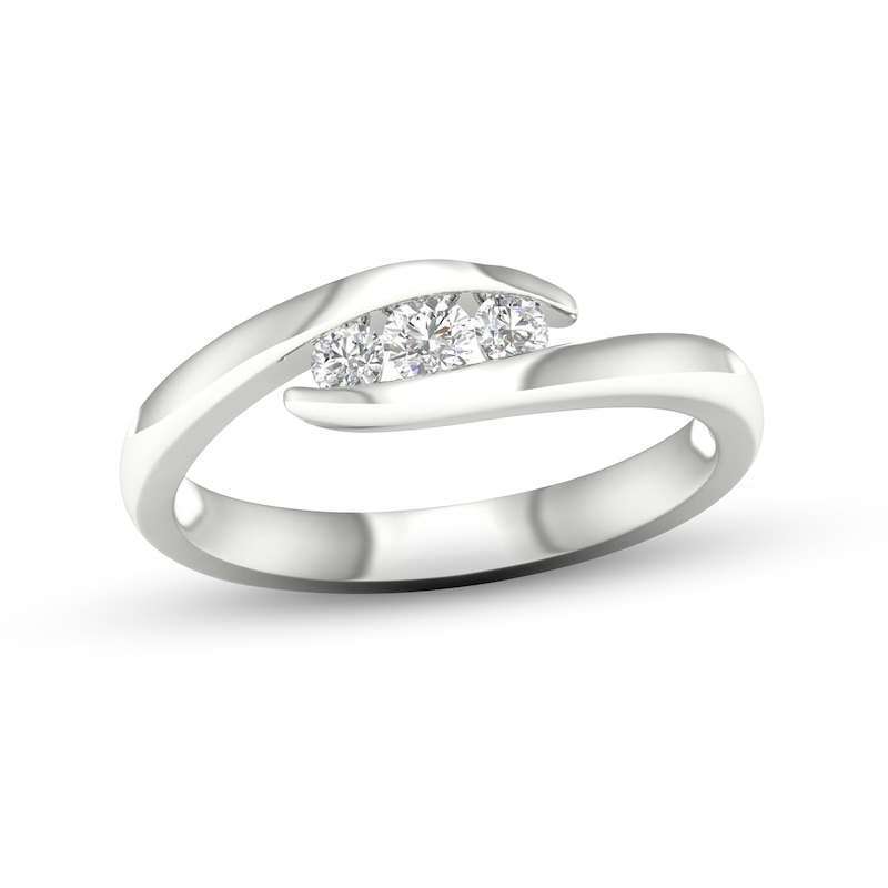 Main Image 1 of Previously Owned Diamond 3-Stone Ring 1/5 ct tw Round 10K White Gold