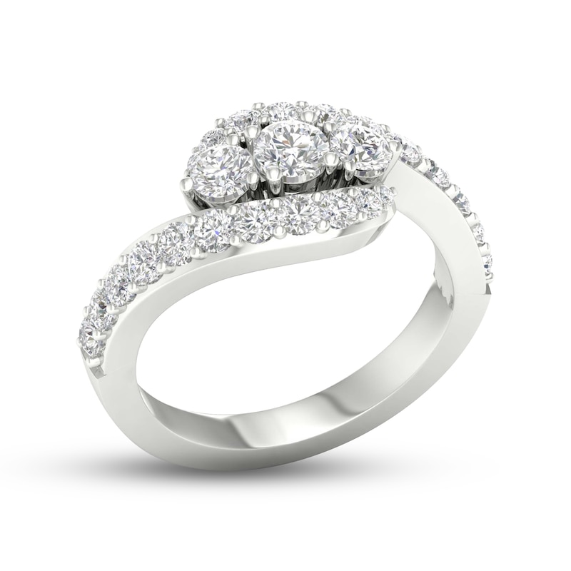 Main Image 2 of Previously Owned Diamond 3-Stone Ring 1-1/6 ct tw Round 14K White Gold
