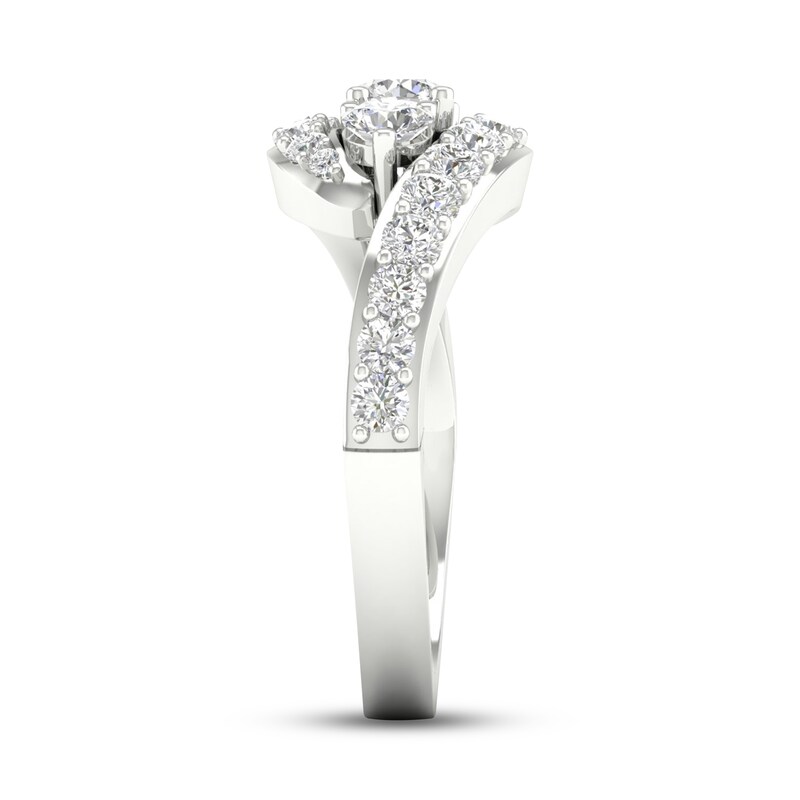 Main Image 3 of Previously Owned Diamond 3-Stone Ring 1-1/6 ct tw Round 14K White Gold