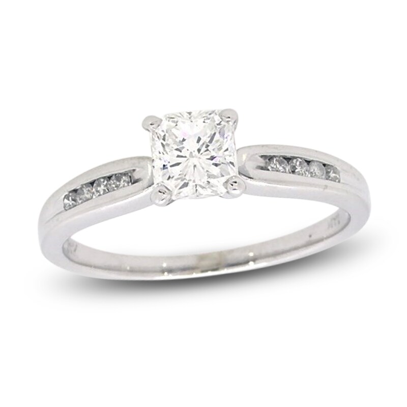 Main Image 1 of Previously Owned Diamond Engagement Ring 3/4 ct tw Radiant/Round 14K White Gold