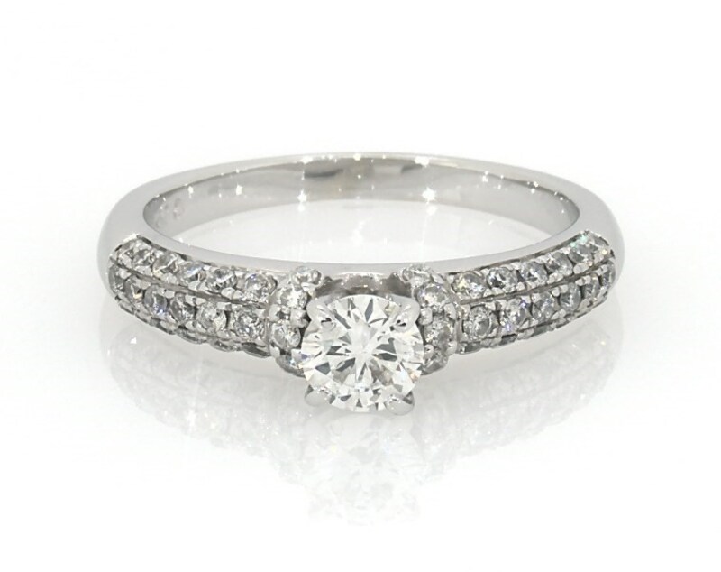 Previously Owned Diamond Engagement Ring ct tw 14K White Gold