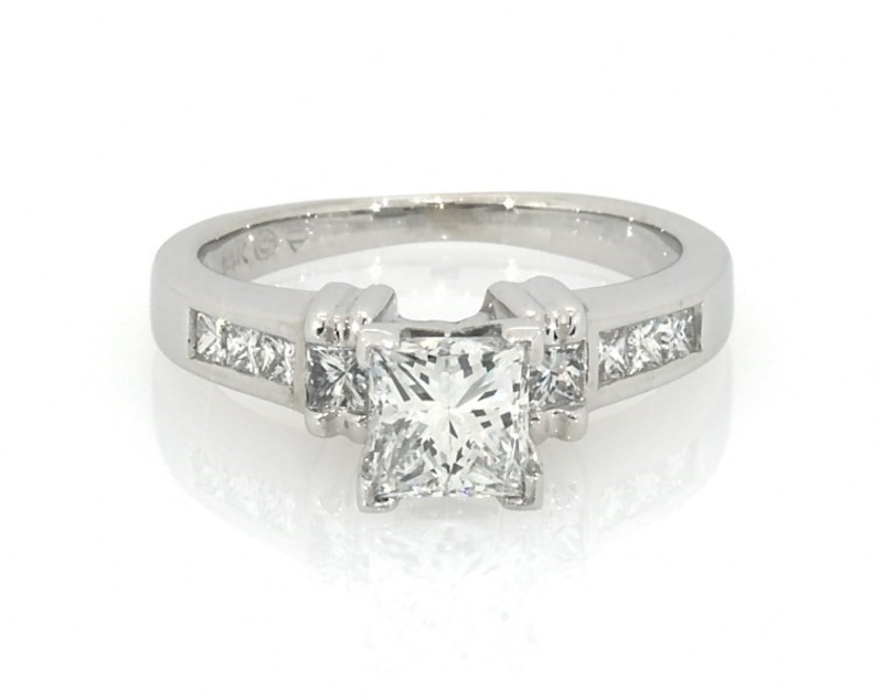 Previously Owned Princess-Cut Diamond Engagement Ring / ct tw 14K White Gold
