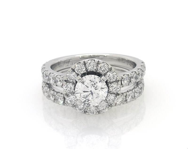 Main Image 1 of Previously Owned Round-Cut Diamond Bridal Set 2-1/3 ct tw 14K White Gold