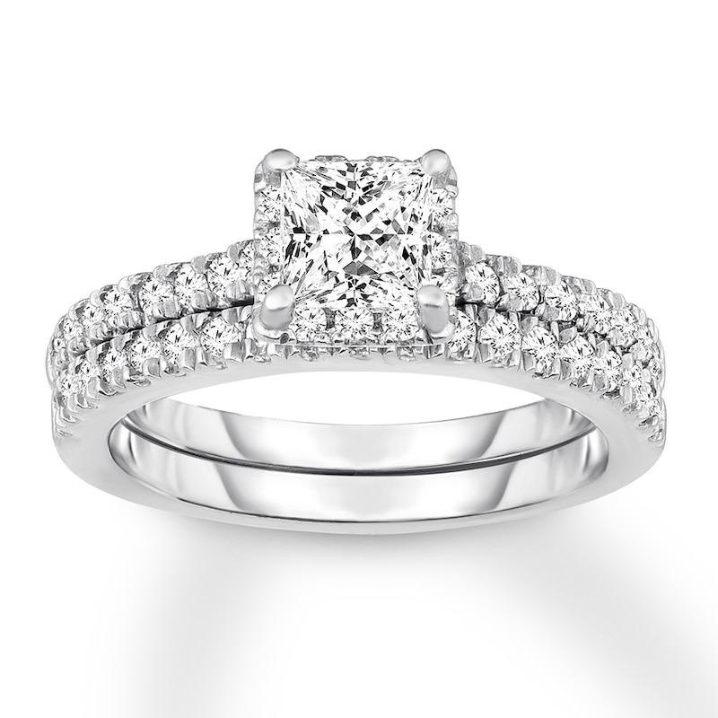 Main Image 1 of Previously Owned Diamond Bridal Set 1-1/2 ct tw Princess/Round 14K White Gold