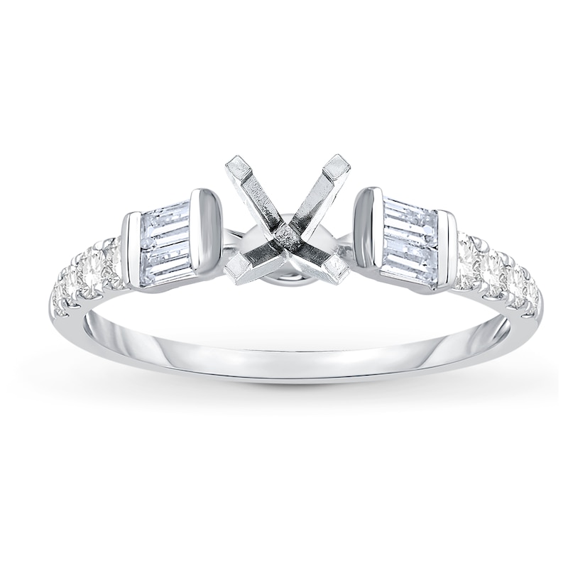 Main Image 1 of Previously Owned Diamond Engagement Ring 1/2 ct tw Round/Baguette Platinum