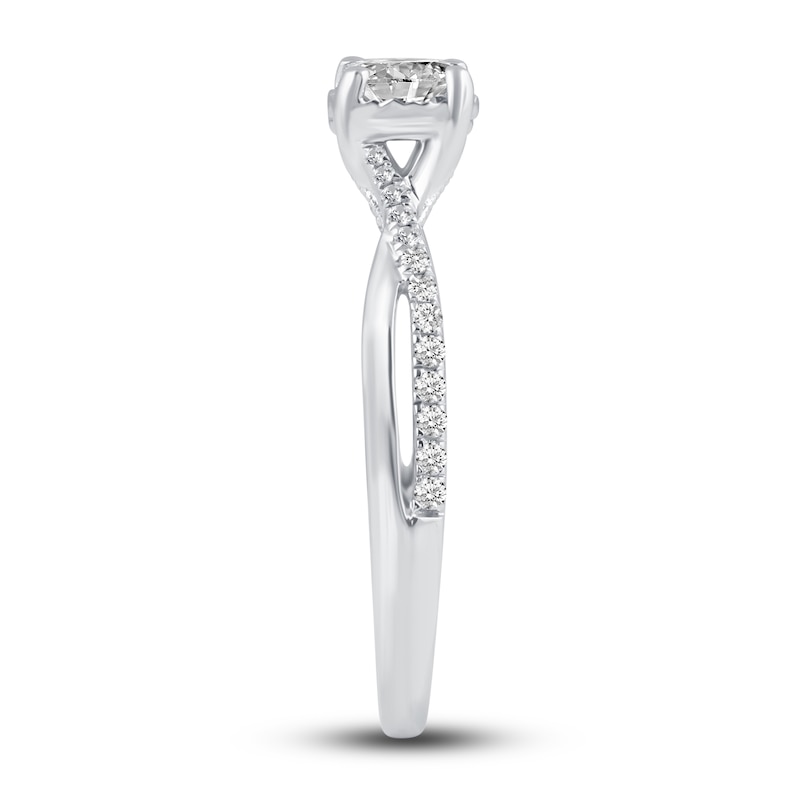 Diamond Engagement Ring 5/8 ct tw Round 10K White Gold