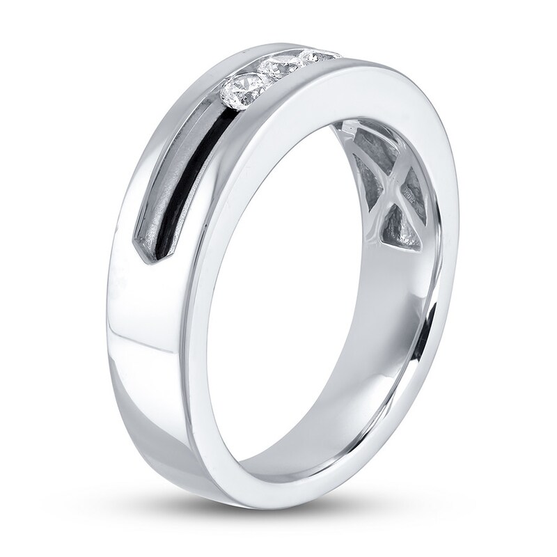 Main Image 2 of Previously Owned Men's Wedding Band 1/3 ct tw Diamonds 10K White Gold