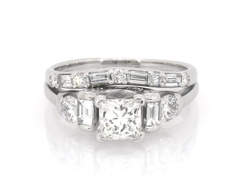 Main Image 1 of Previously Owned Princess-Cut Diamond Bridal Set 1-1/2 ct tw 14K White Gold Size 6.75