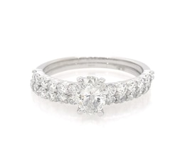 Previously Owned Oval-Cut Diamond Bridal Set 1-1/2 ct tw 14K White Gold Size 6.75
