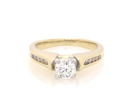 Previously Owned Round-Cut Diamond Engagement Ring 1/2 ct tw 14K Yellow Gold Size 5