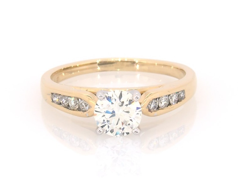 Main Image 1 of Previously Owned Round-Cut Diamond Engagement Ring 1 ct tw 14K Yellow Gold Size 8