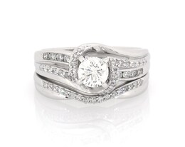 Previously Owned Round-Cut Diamond Bypass Swirl Bridal Set 3/4 ct tw 14K White Gold Size 6