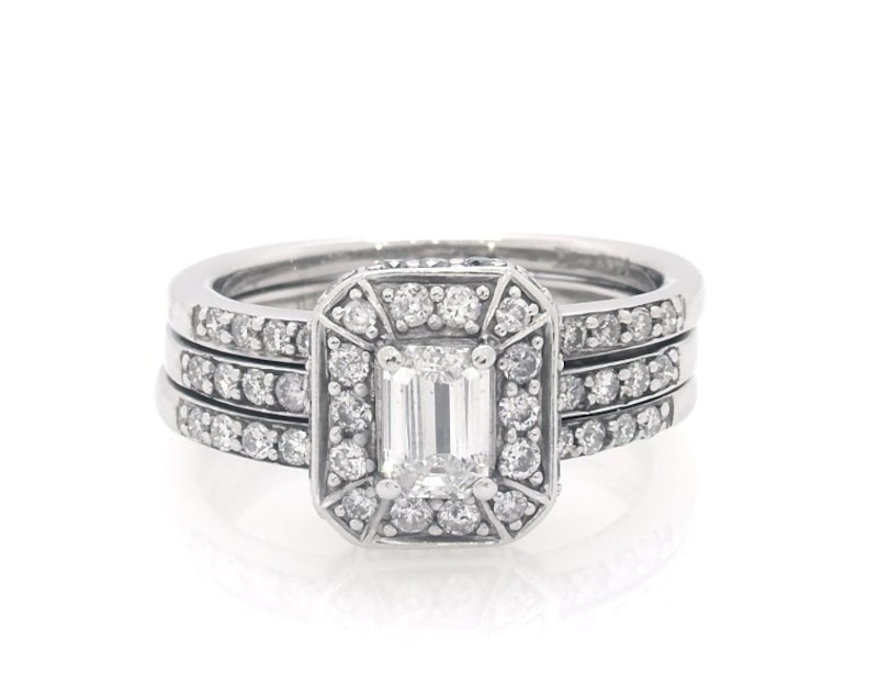 Main Image 1 of Previously Owned Emerald-Cut Diamond Octagon Frame Bridal Set 1-1/6 ct tw 14K White Gold Size 5.5
