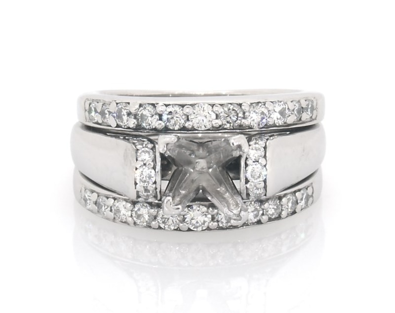 Main Image 1 of Previously Owned Diamond Bridal Setting 3/4 ct tw 14K White Gold Size 5.75