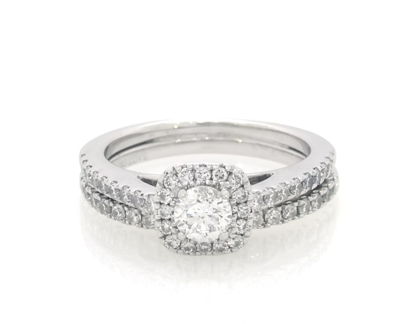 Main Image 1 of Previously Owned Round-Cut Diamond Cushion Halo Bridal Set 1 ct tw 14K White Gold Size 6