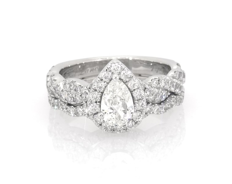 Main Image 1 of Previously Owned Neil Lane Pear-Shaped Diamond Halo Bridal Set 1-1/5 ct tw 14K White Gold Size 5