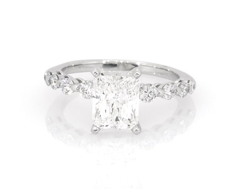 Main Image 1 of Previously Owned Radiant-Cut Diamond Engagement Ring 1-3/4 ct tw 14K White Gold Size 4.5