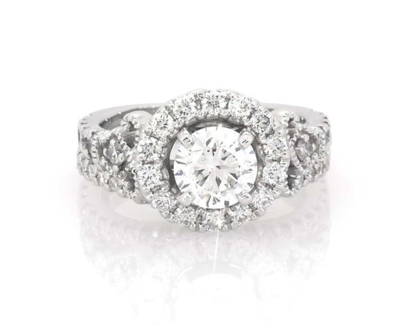 Main Image 1 of Previously Owned Round-Cut Diamond Halo Bridal Set 1-1/4 ct tw 14K White Gold Size 3