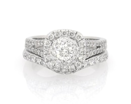 Previously Owned Round-Cut Diamond Halo Bridal Set 7/8 ct tw 14K White Gold Size 4.25