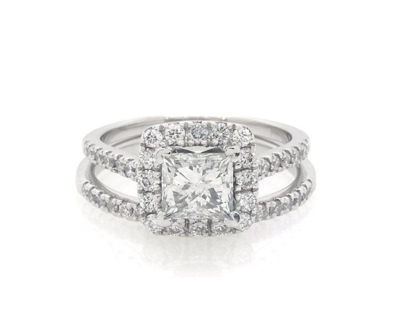 Main Image 1 of Previously Owned Princess-Cut Diamond Cushion Halo Bridal Set 1-5/8 ct tw 14K White Gold Size 5.25