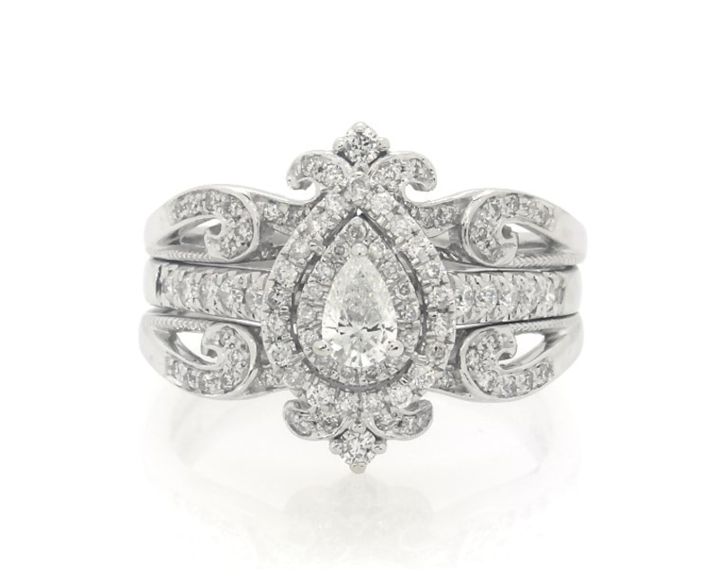 Main Image 1 of Previously Owned Pear-Shaped Diamond Halo Bridal Set 5/8 ct tw 10K White Gold Size 7.75