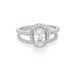 Previously Owned Oval-Cut Diamond Halo Bridal Set 1-1/4 ct tw 14K White Gold Size 5.5