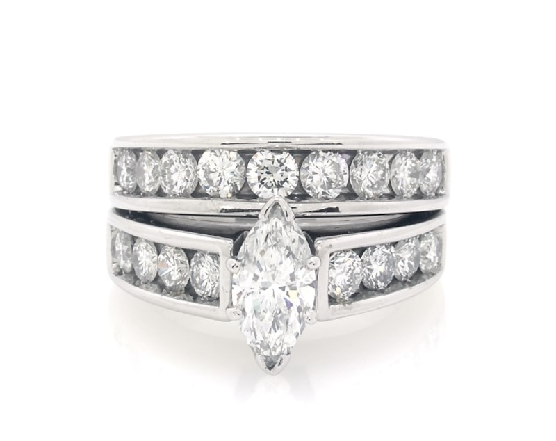 Main Image 1 of Previously Owned Marquise-Cut Diamond Bridal Set 2-7/8 ct tw 14K White Gold Size 6.75