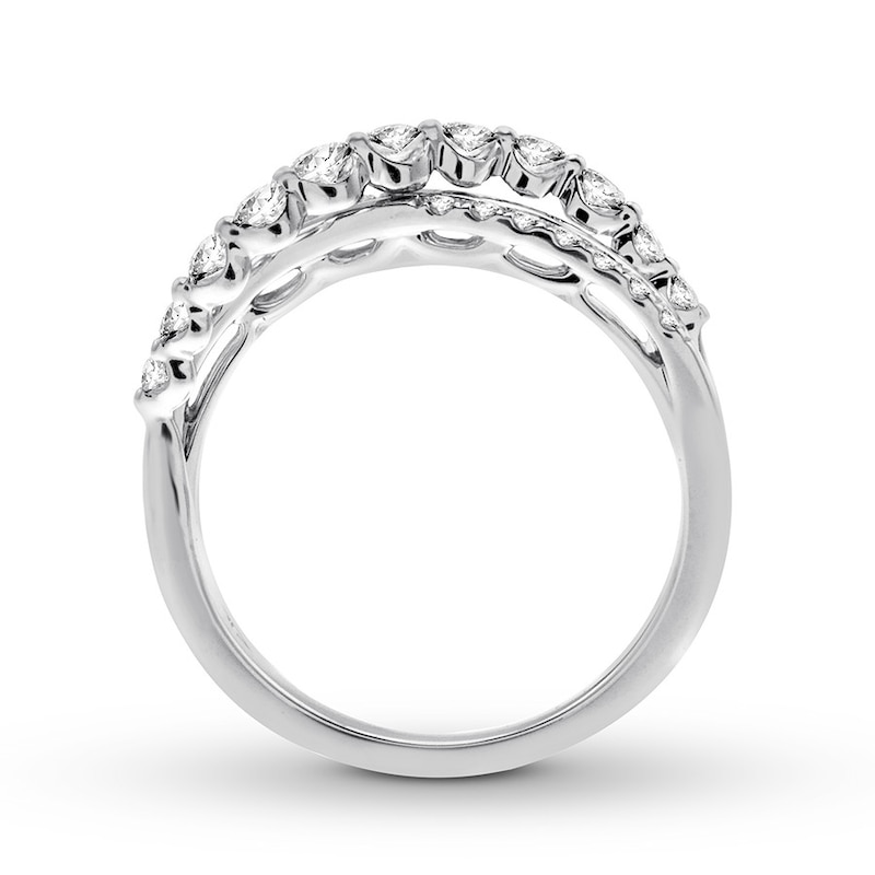 Main Image 2 of Previously Owned Diamond Ring 1/2 ct tw Round-cut 14K White Gold