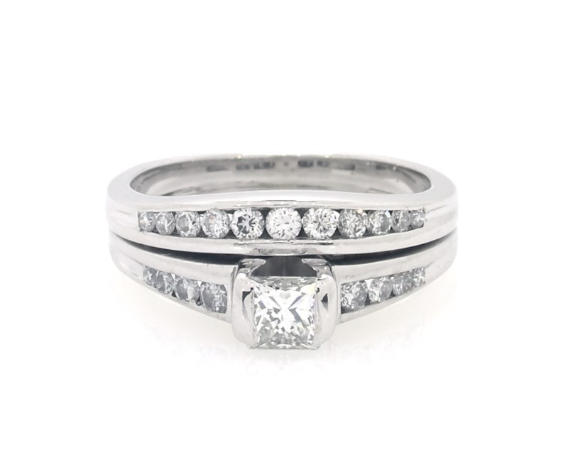Main Image 1 of Previously Owned Princess-Cut Diamond Bridal Set 5/8 ct tw 14K White Gold Size 5.25